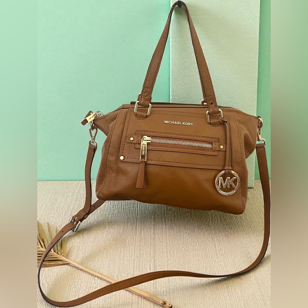 Michael Kors Gilmore Medium East West Leather Satchel bag Brown
